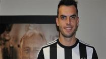 Beşiktaş Rhodolfo'yu  Borsaya Bildirdi
