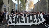 HAKEME İSYAN VAR!