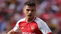 SİYAH BEYAZ XHAKA HAMLESİ!