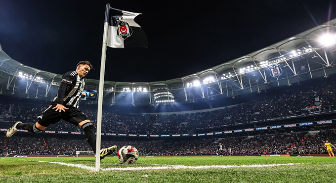 KARA KARTAL KÜLLERİNDEN DOĞUYOR!