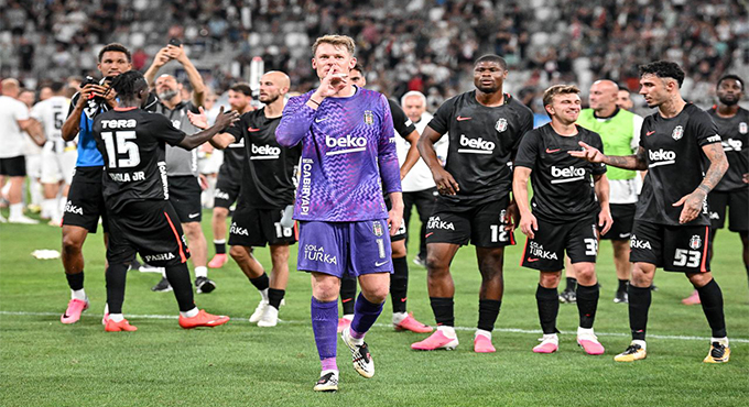 Kartal'ın Yeni File Bekçisi İstanbul Kartla Şehri Gezdiğini Açıkladı!