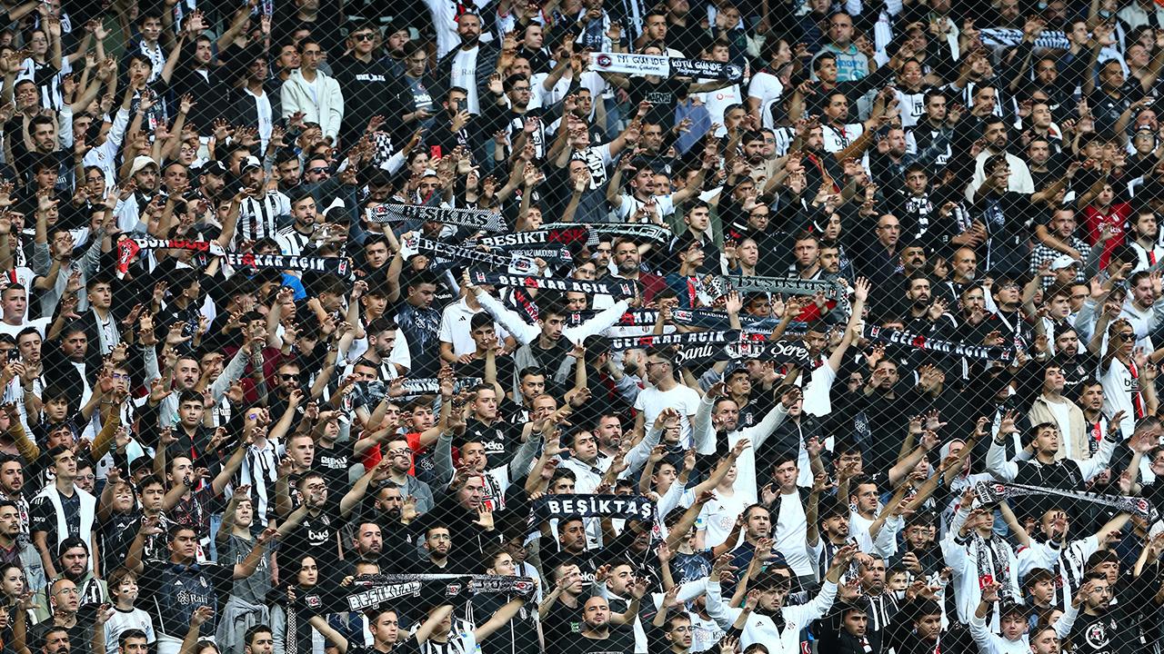 BJK, Trabzonspor'un Yaptığı 'Deplasmana Yasak Kaldırılsın' Çağrısını Destekledi!