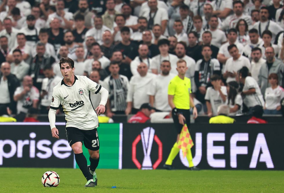 Kara Kartal'a Sakatlık Şoku!