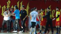 Beşiktaşlı Sporculara Saldırı